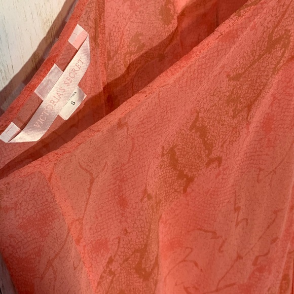 Victoria’s Secret SnakeskinPrinted TieBack Chemise - Picture 3 of 4